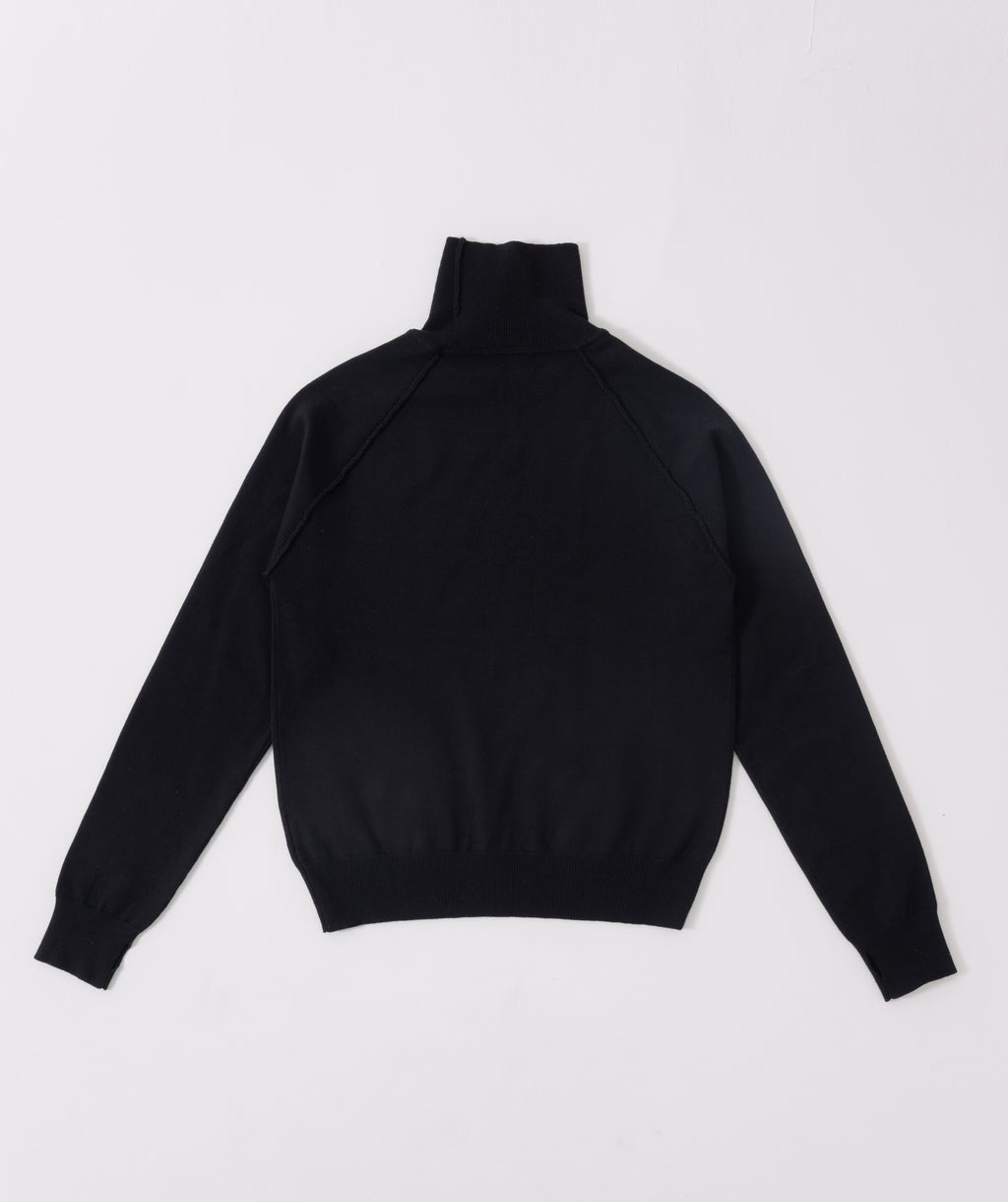 piped-trim raglan turtleneck