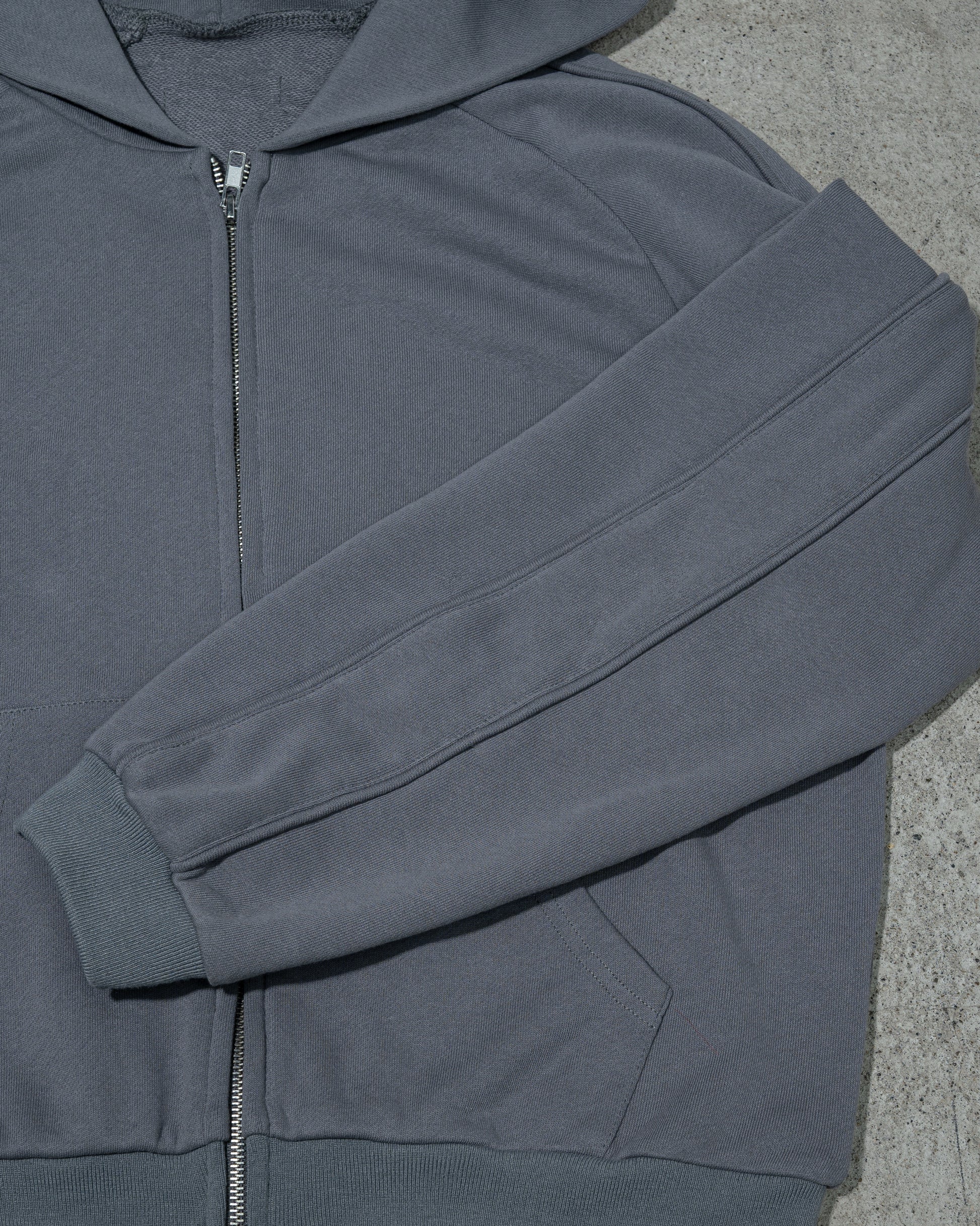 Line Zip-up Hoodie